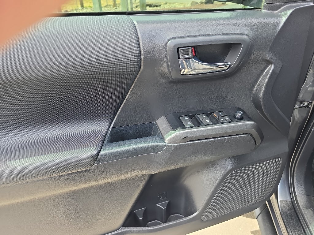 2023 Toyota Tacoma 4WD SR5