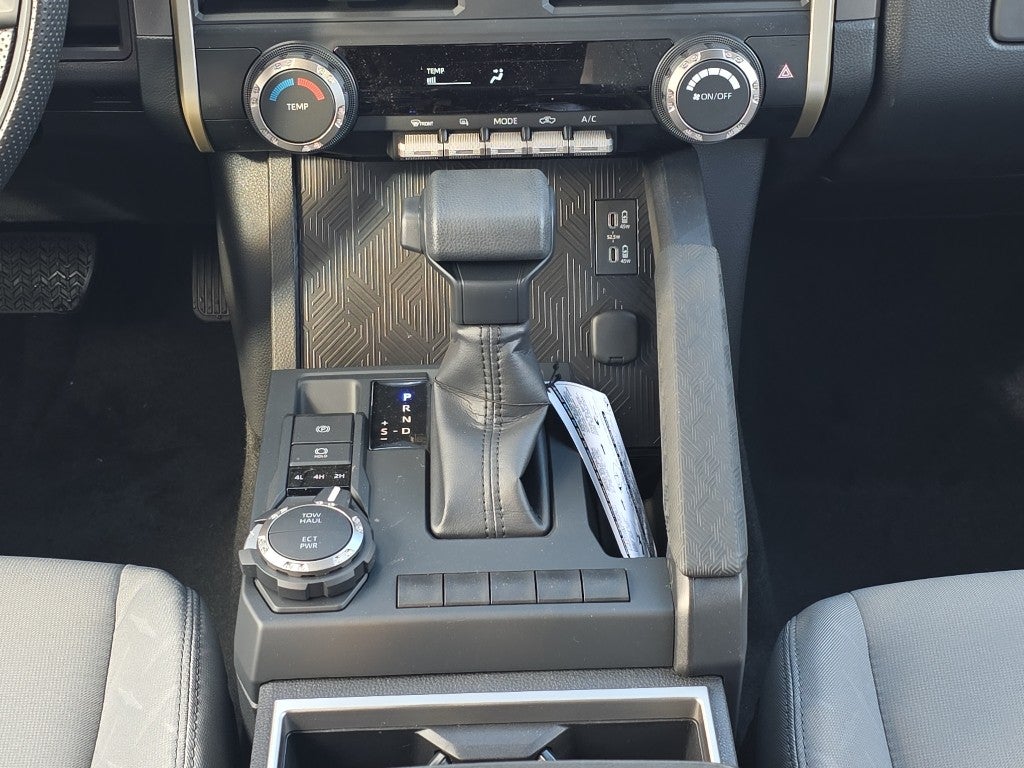 2026 Toyota Tacoma 4WD SR5