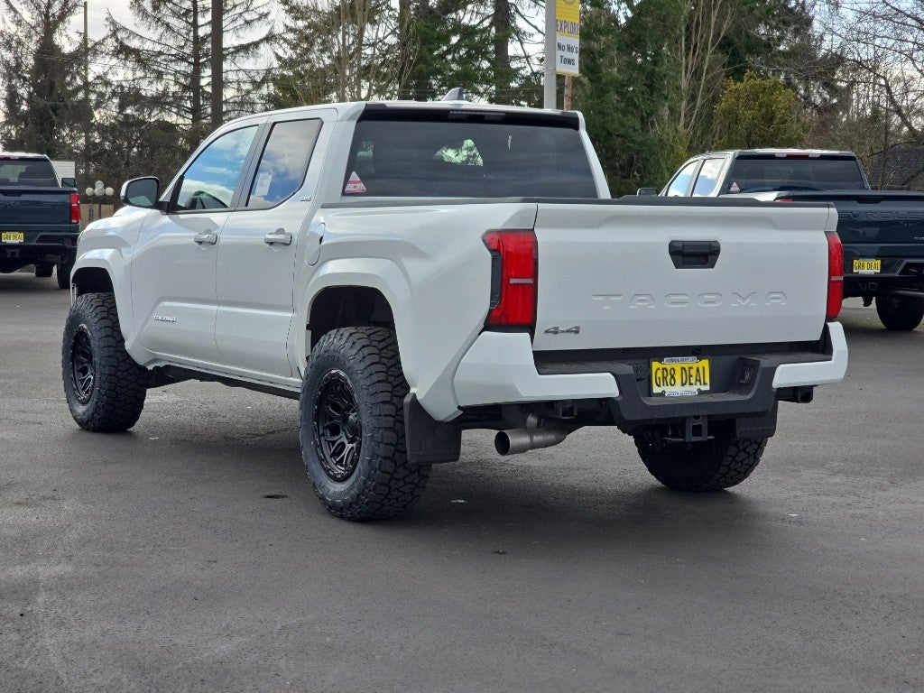 2026 Toyota Tacoma 4WD SR5