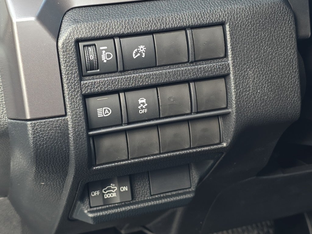 2026 Toyota Tacoma 4WD SR5