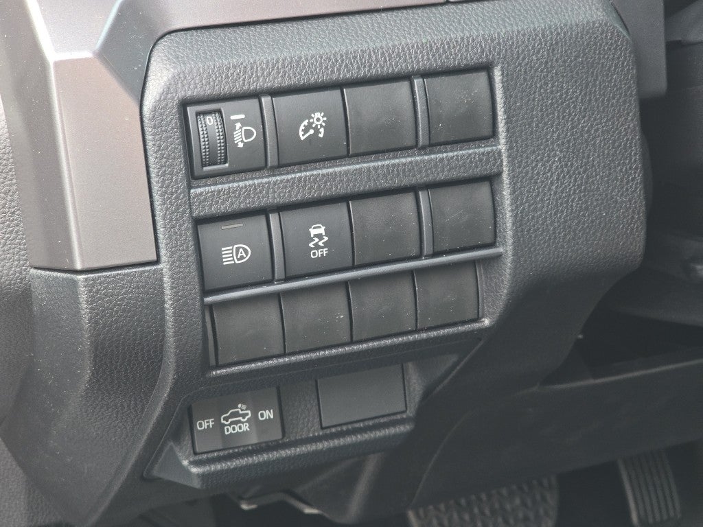 2026 Toyota Tacoma 4WD SR5