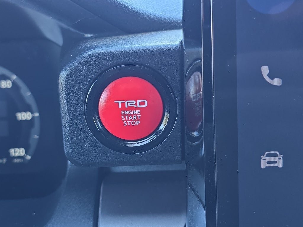 2024 Toyota Tacoma 4WD SR5