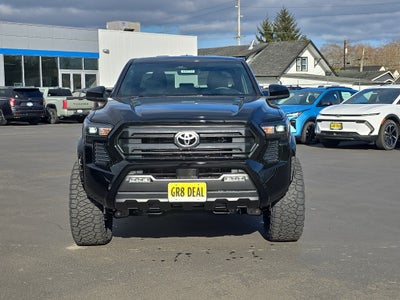2026 Toyota Tacoma 4WD SR5