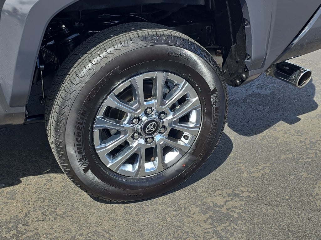 2024 Toyota Tacoma 4WD SR5