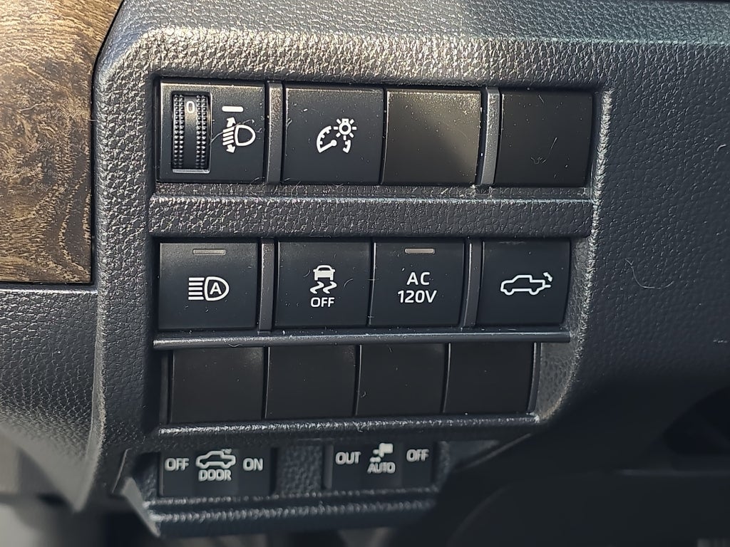 2024 Toyota Tacoma 4WD SR5