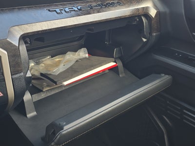 2024 Toyota Tacoma 4WD SR5