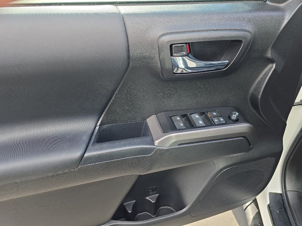 2023 Toyota Tacoma 4WD SR5