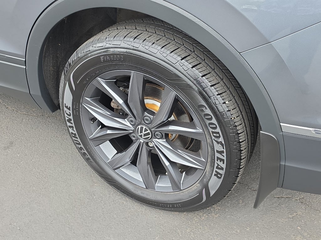 2023 Volkswagen Tiguan 2.0T SE
