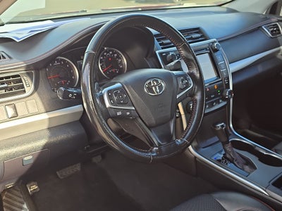 2016 Toyota Camry XLE
