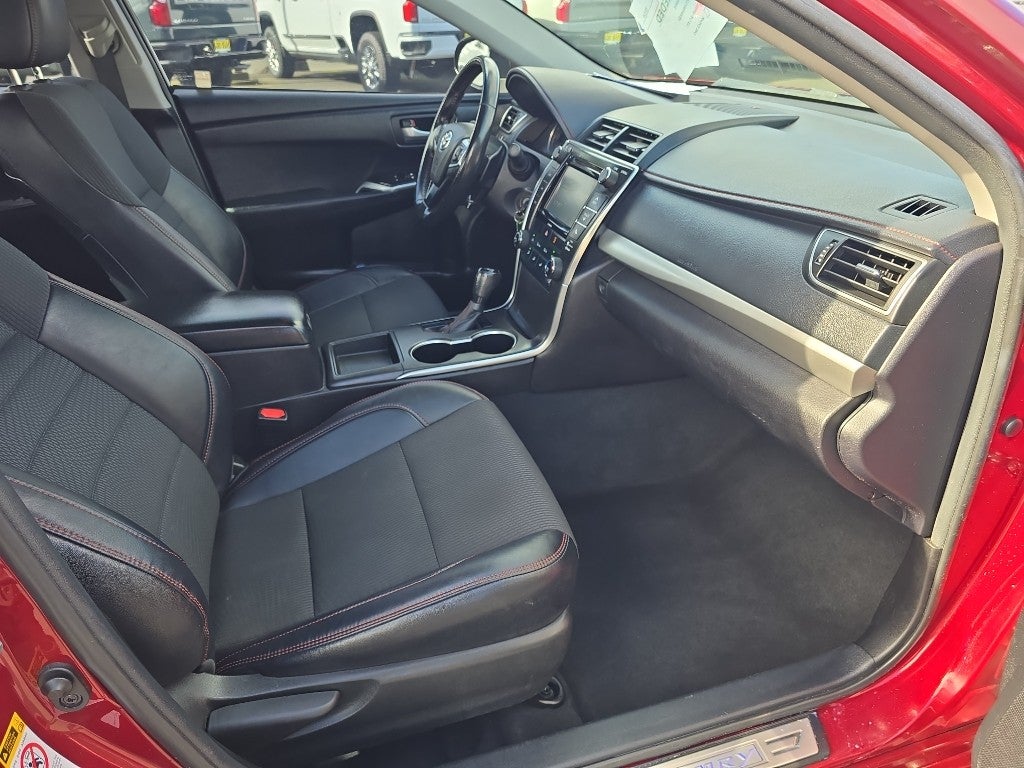 2016 Toyota Camry XLE