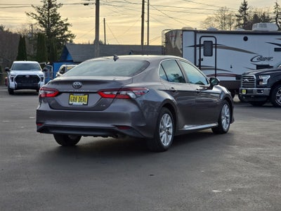2022 Toyota Camry LE