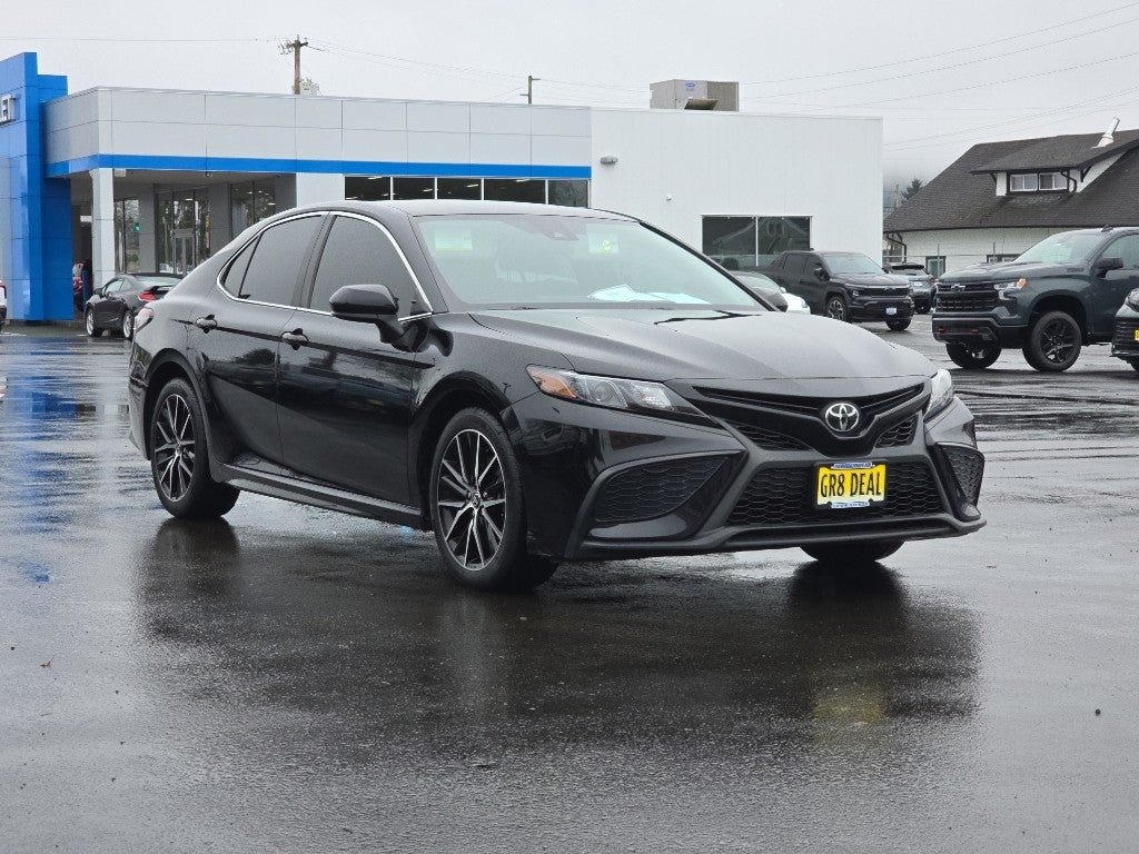 2021 Toyota Camry SE Nightshade