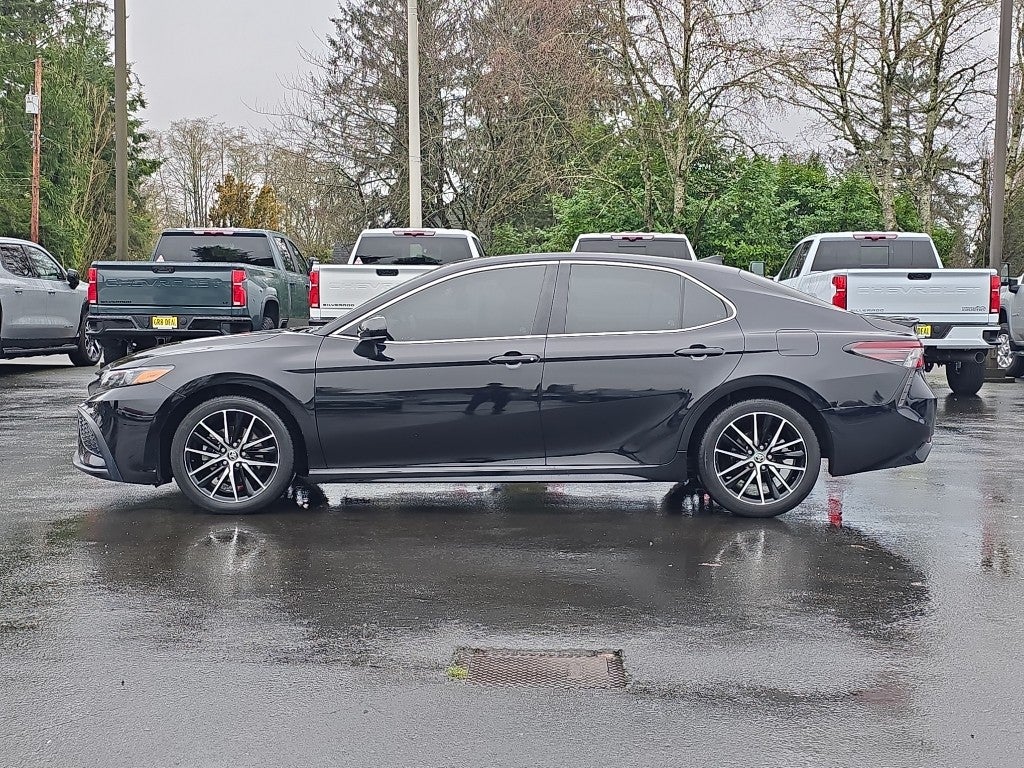 2021 Toyota Camry SE Nightshade