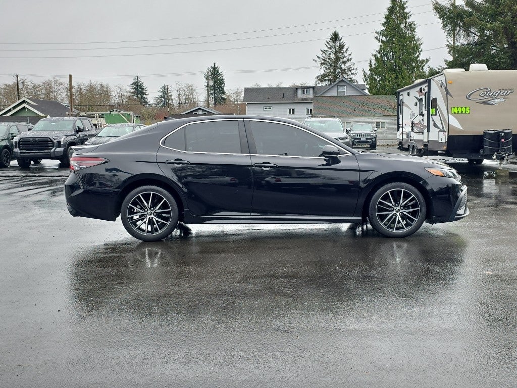 2021 Toyota Camry SE Nightshade