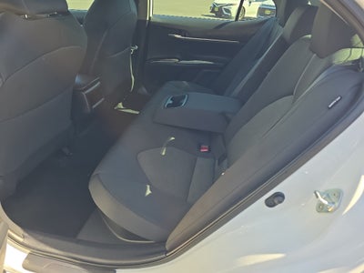 2022 Toyota Camry Hybrid LE