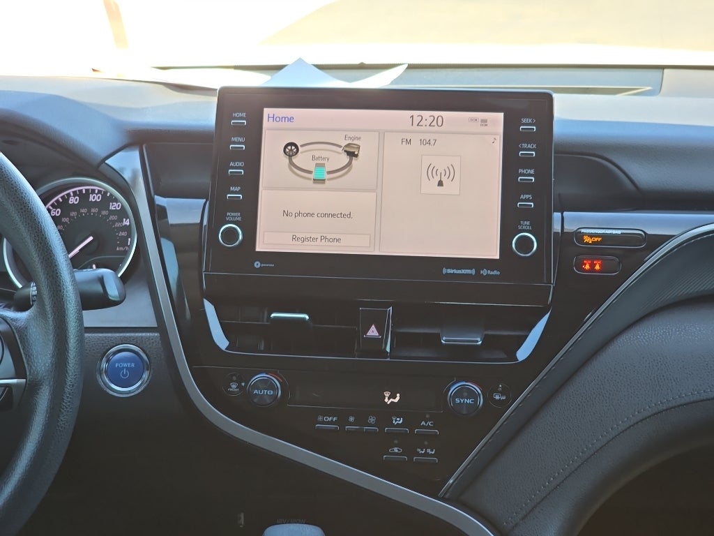 2022 Toyota Camry Hybrid LE