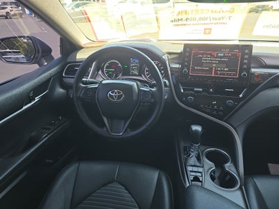 2022 Toyota Camry Hybrid SE