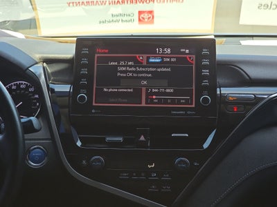 2022 Toyota Camry Hybrid SE