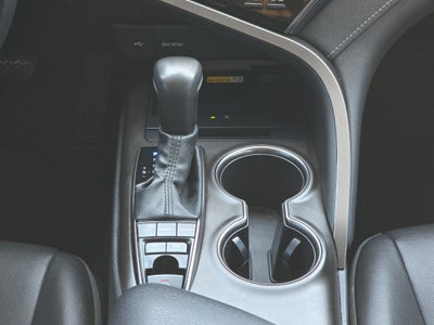 2022 Toyota Camry Hybrid SE