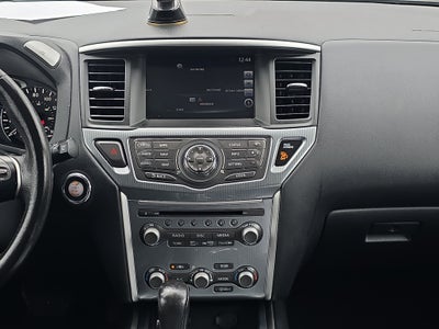 2017 Nissan Pathfinder SL