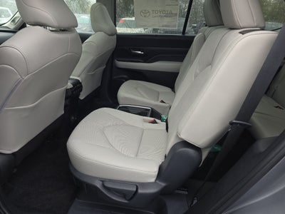 2026 Toyota Grand Highlander LE