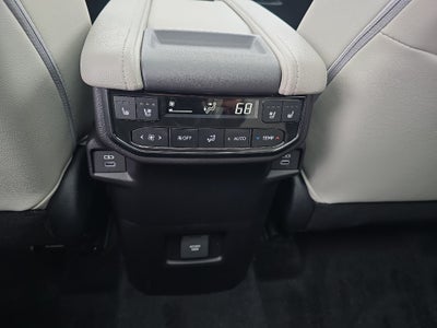 2026 Toyota Grand Highlander LE