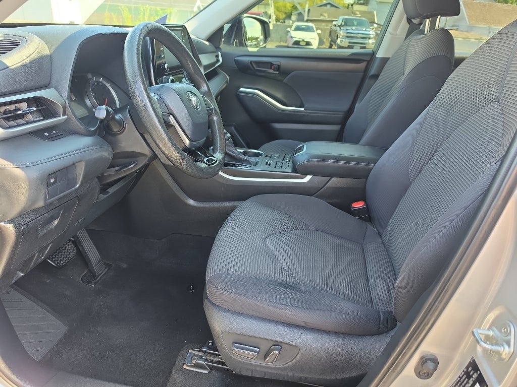 2020 Toyota Highlander L