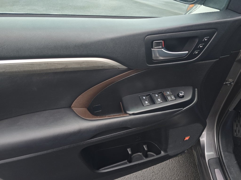 2018 Toyota Highlander Limited