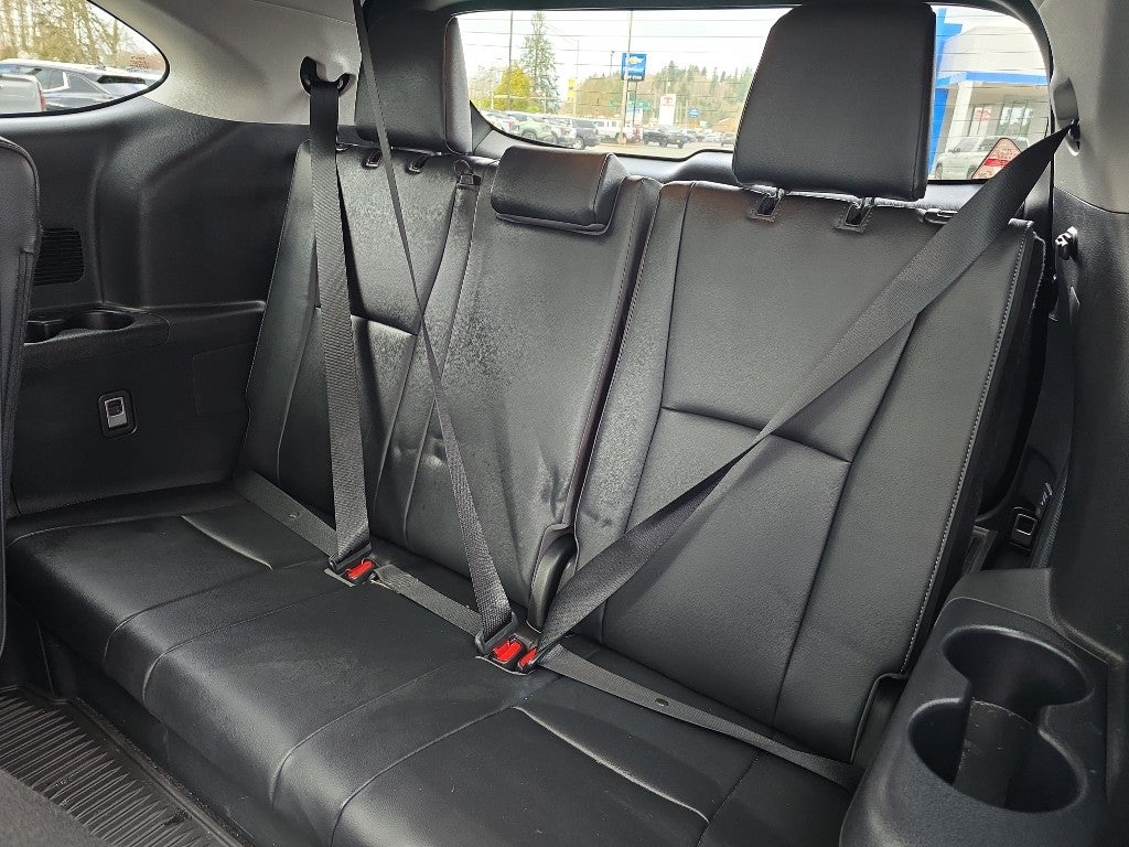 2023 Toyota Highlander Hybrid Platinum