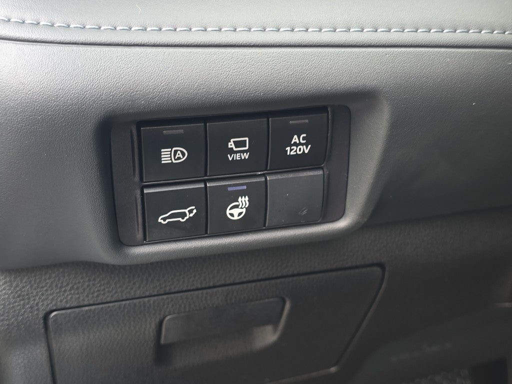 2023 Toyota Highlander Hybrid Platinum