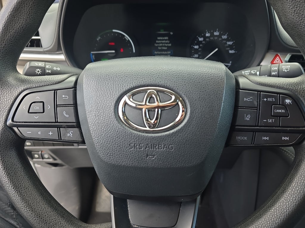 2024 Toyota Sienna LE
