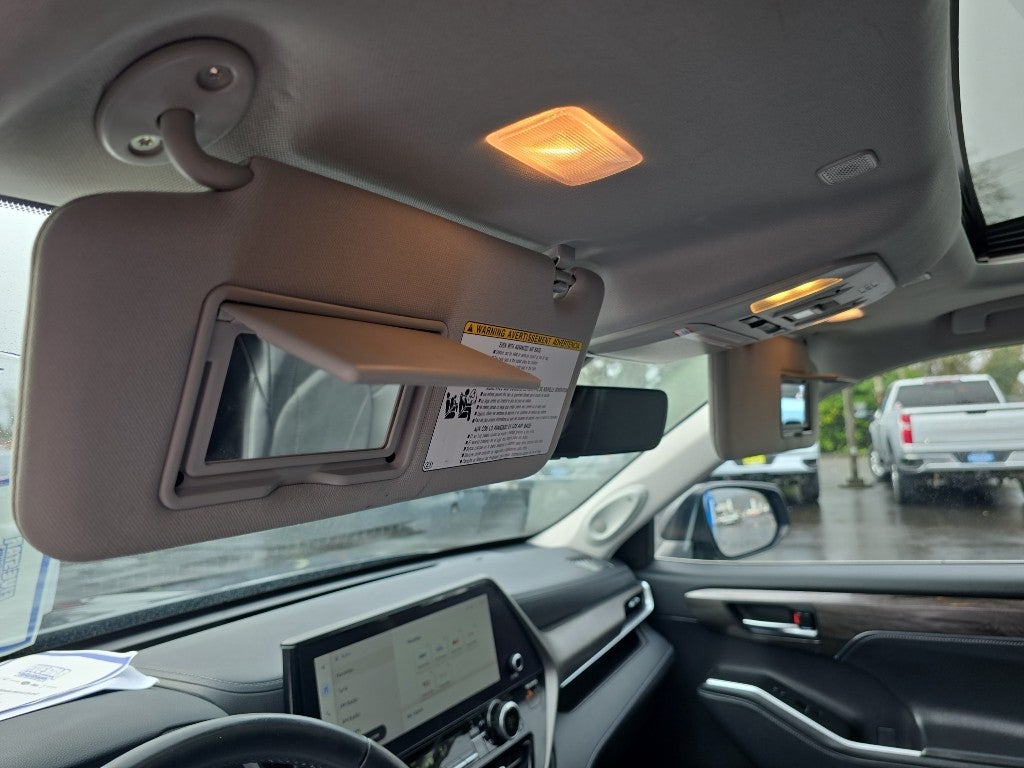 2023 Toyota Highlander Hybrid Limited