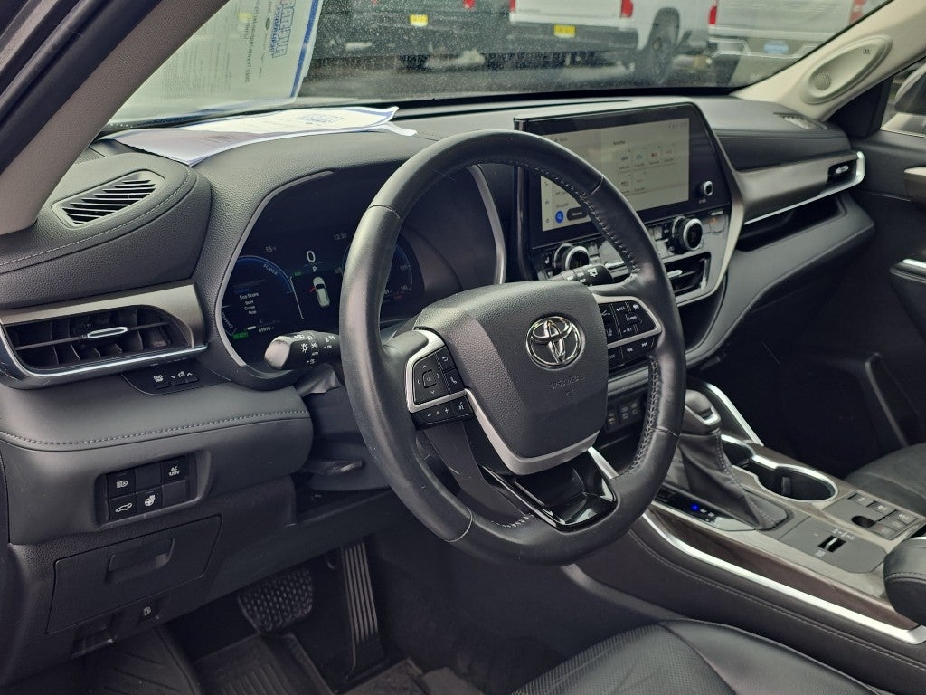 2023 Toyota Highlander Hybrid Limited