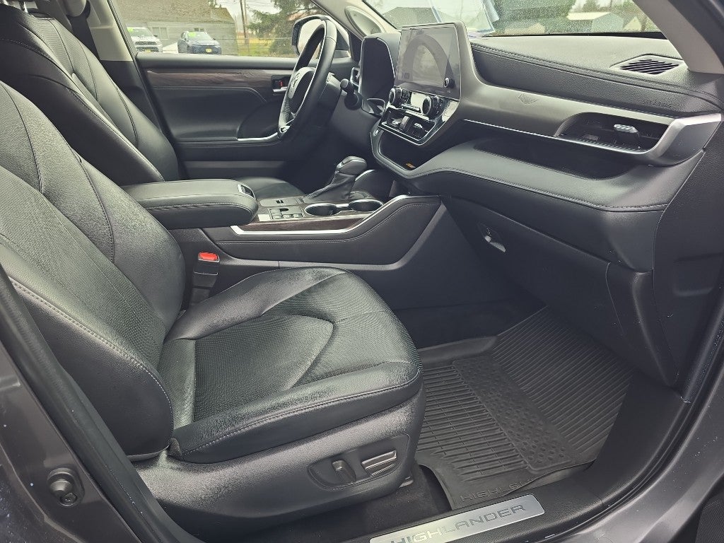 2023 Toyota Highlander Hybrid Limited