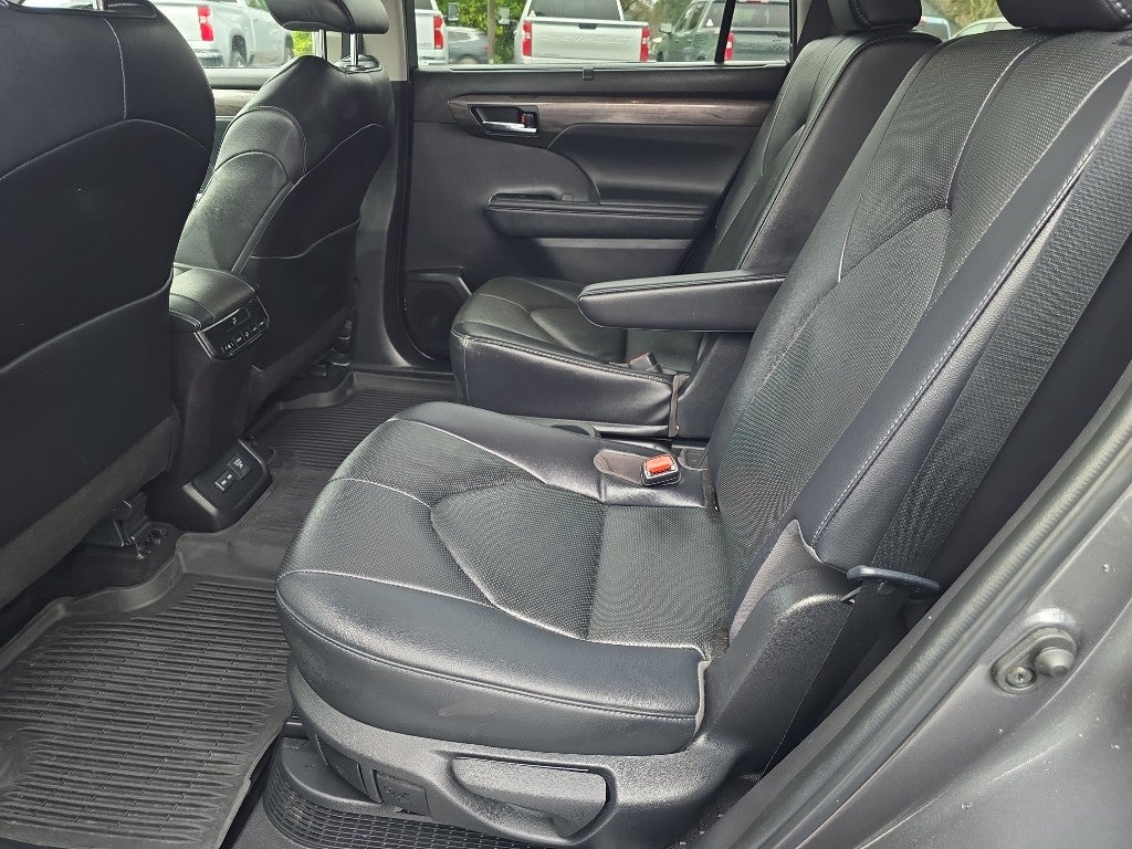 2023 Toyota Highlander Hybrid Limited