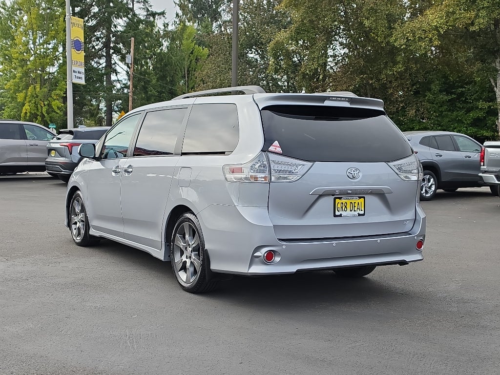 2015 Toyota Sienna SE