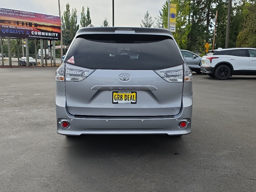 2015 Toyota Sienna SE