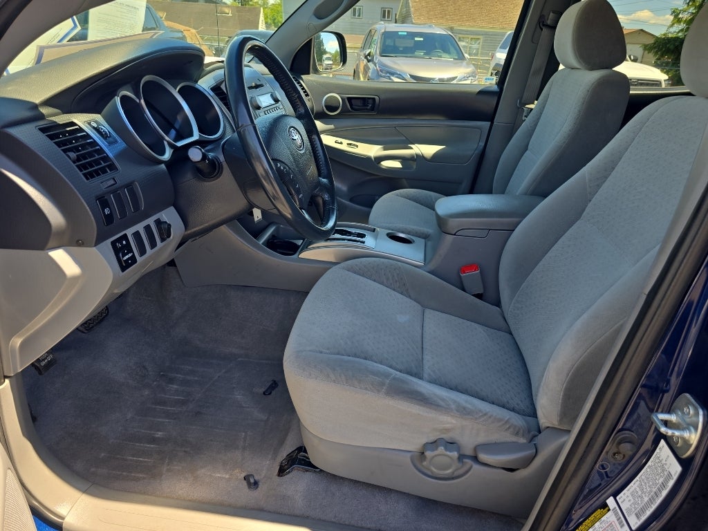 2005 Toyota Tacoma Base