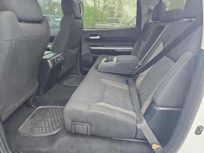 2014 Toyota Tundra 4WD Truck SR5