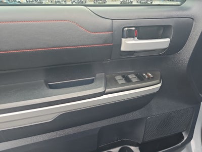 2017 Toyota Tundra 4WD SR5