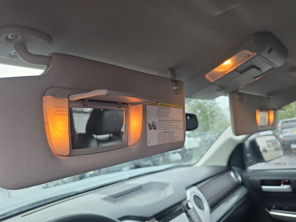 2017 Toyota Tundra 4WD SR5