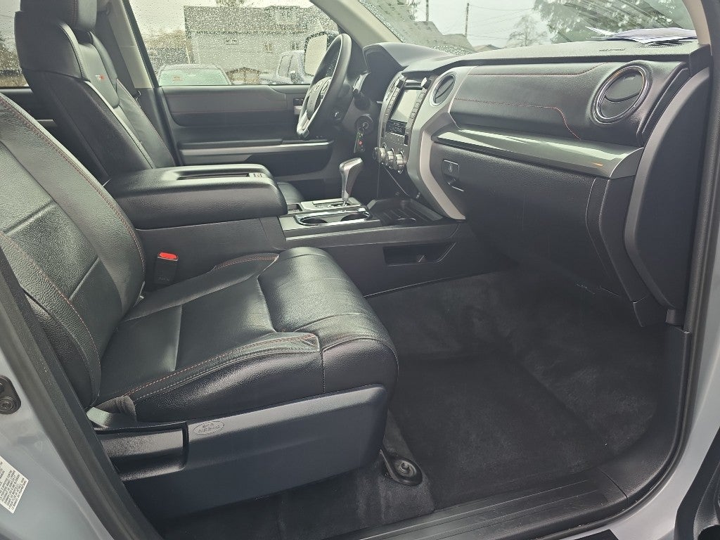 2017 Toyota Tundra 4WD SR5