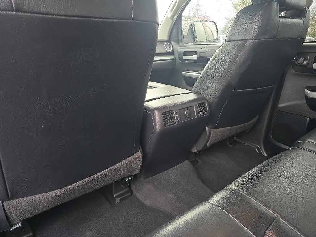 2017 Toyota Tundra 4WD SR5