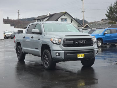 2017 Toyota Tundra 4WD SR5