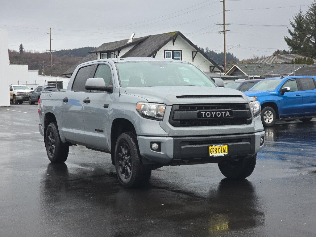 2017 Toyota Tundra 4WD SR5