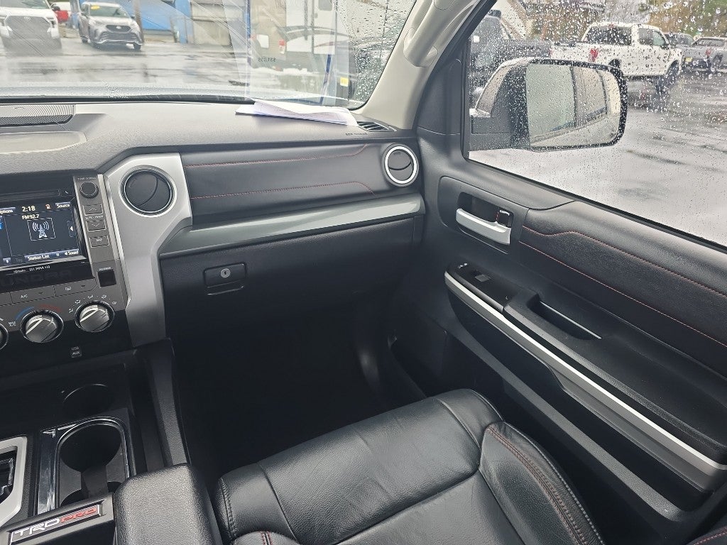 2017 Toyota Tundra 4WD SR5