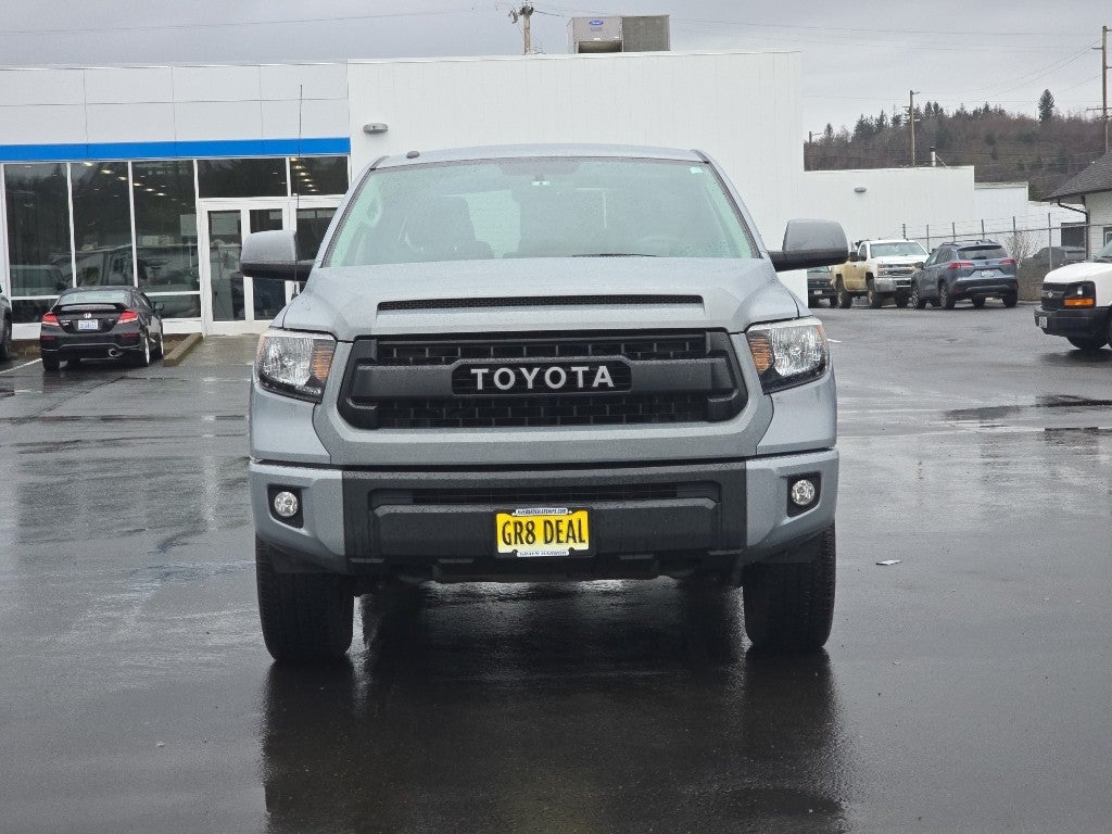 2017 Toyota Tundra 4WD SR5