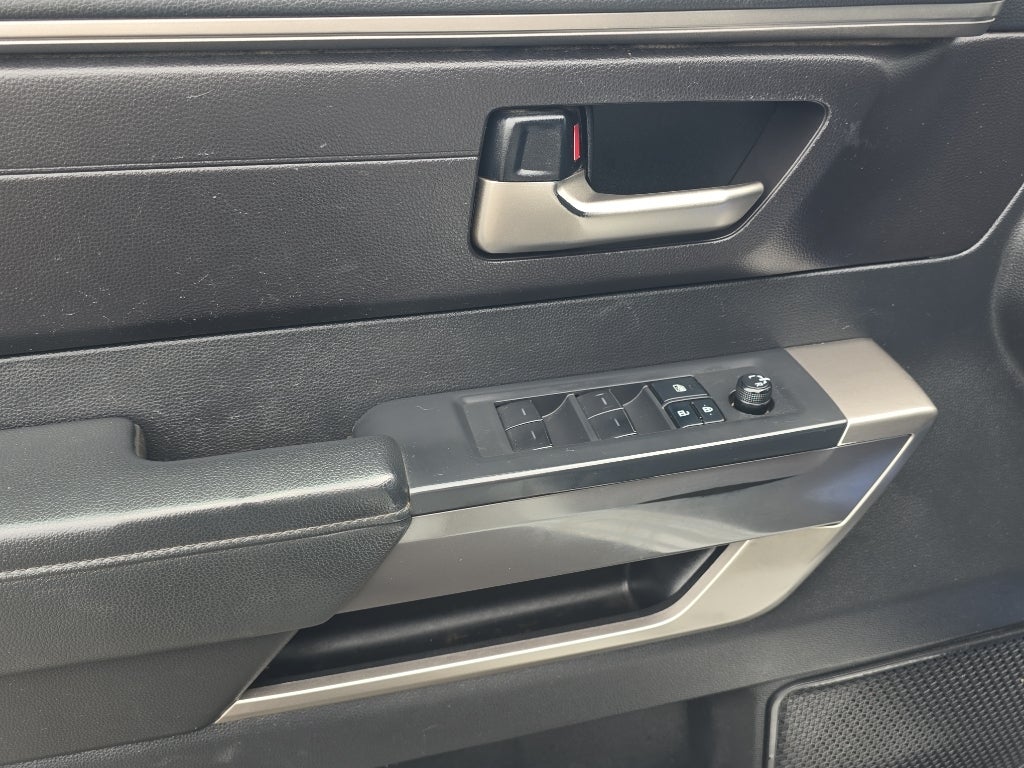 2022 Toyota Tundra 4WD SR5
