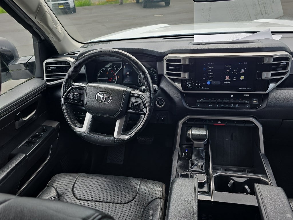 2022 Toyota Tundra 4WD SR5