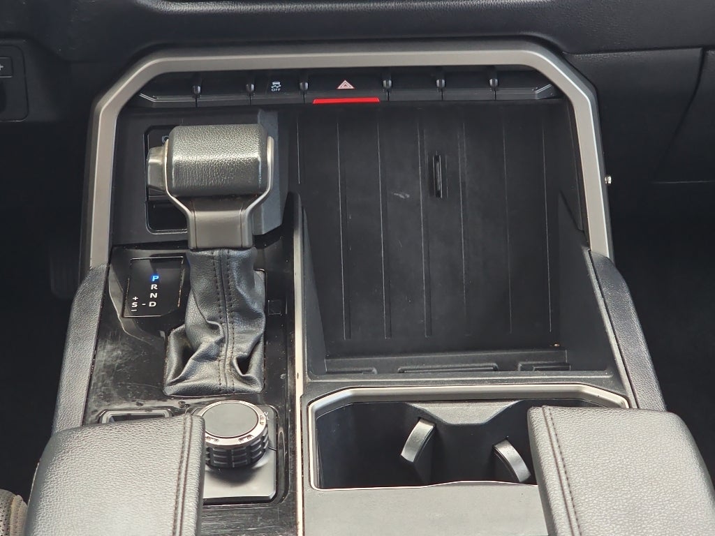2022 Toyota Tundra 4WD SR5